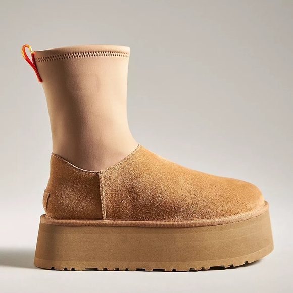 NWT UGG Classic Dipper Stretch Boots! - Picture 6 of 14